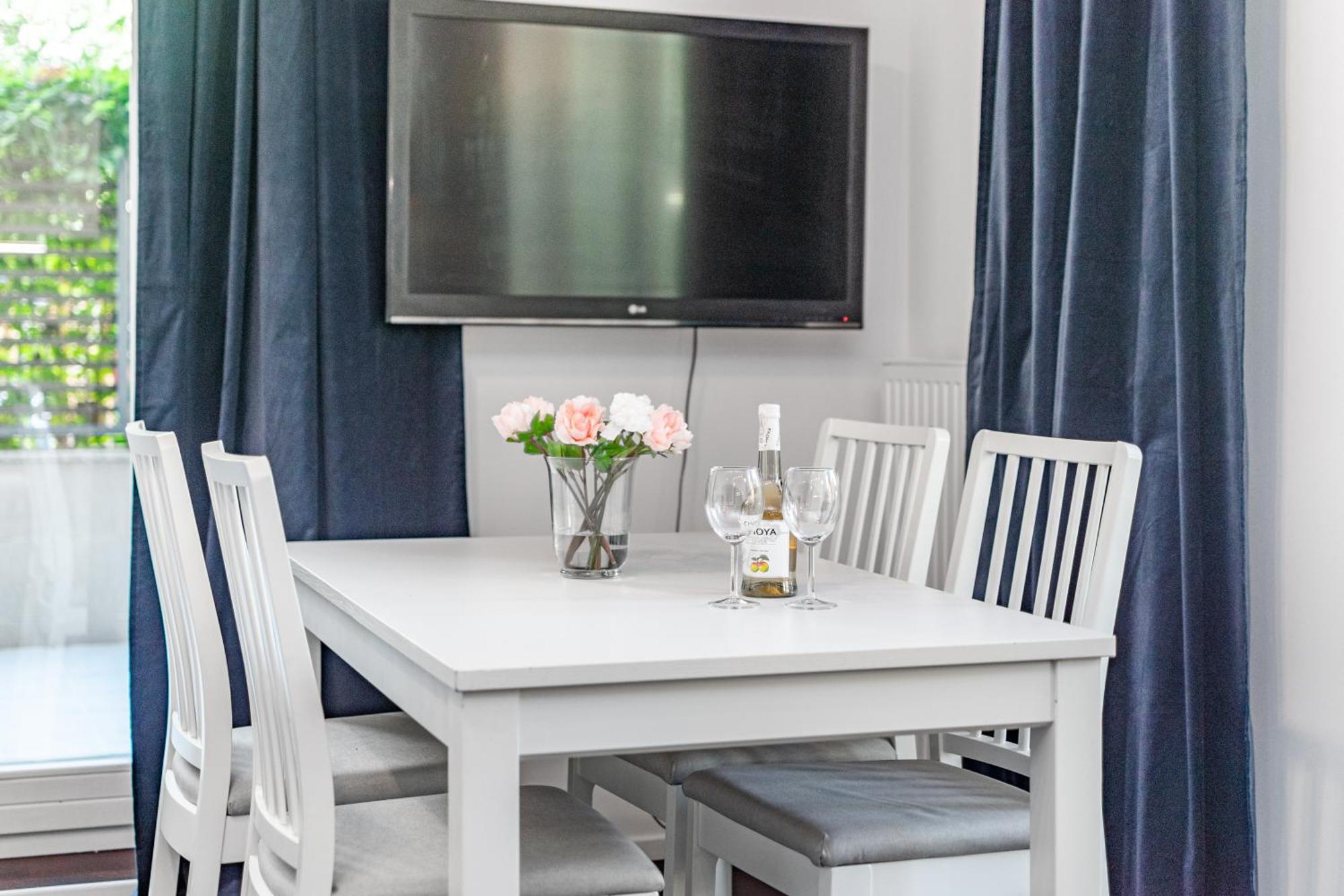 Apartamenty Piekna 28A By Your Freedom Варшава Экстерьер фото